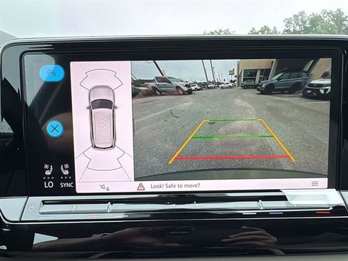 New 2026 Volkswagen Atlas SE image 23