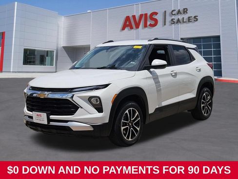 Used 2025 Chevrolet TrailBlazer LT AWD/4WD image 1