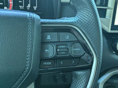 Used 2024 Toyota Tundra Limited AWD/4WD image 28