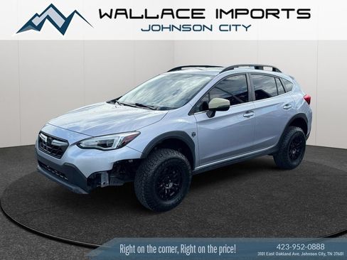 Used 2023 Subaru Crosstrek 2.5i Limited AWD/4WD image 2