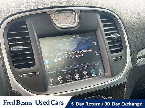 Used 2016 Chrysler 300 C AWD/4WD image 15