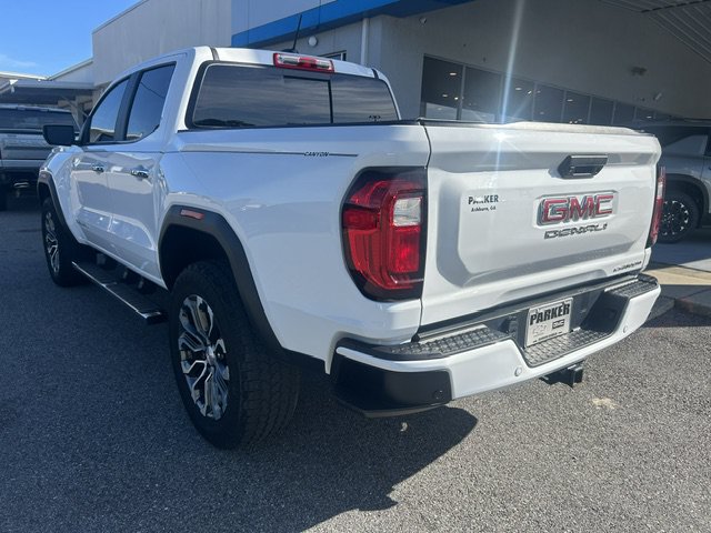 Used 2024 GMC Canyon Denali AWD/4WD image 7