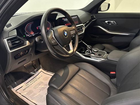 Used 2019 BMW 330i Sedan w/ Convenience Package RWD image 25