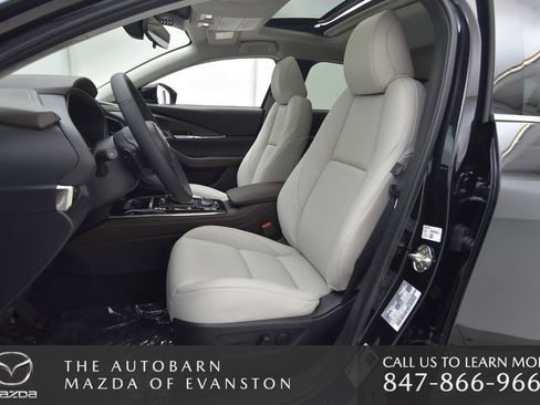 New 2025 MAZDA CX-30 AWD 2.5 S w/ Premium Package image 20