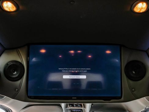 Used 2023 Chevrolet Express 2500 image 91