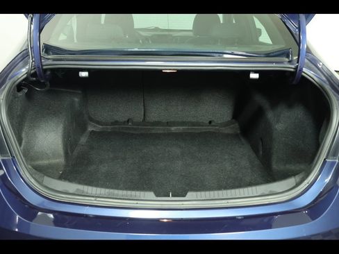 Used 2022 Chevrolet Malibu LT image 17