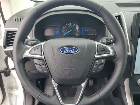 Used 2024 Ford Edge SEL w/ Convenience Package AWD/4WD image 14