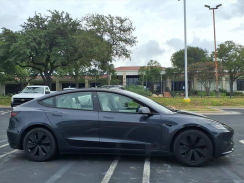 Used 2025 Tesla Model 3 Long Range RWD image 2