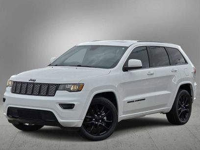 Used 2020 Jeep Grand Cherokee Altitude