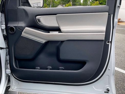 Certified 2025 Ford Expedition Max Active AWD/4WD image 23