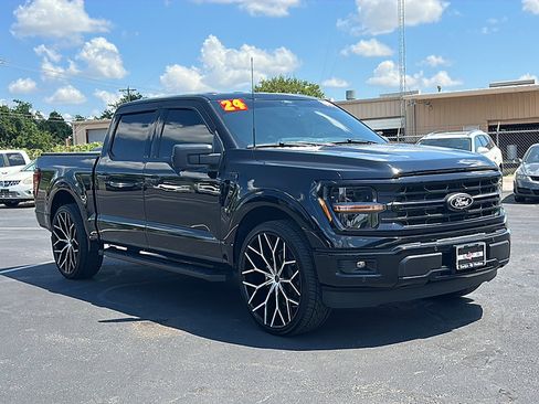 Used 2024 Ford F150 XLT w/ Equipment Group 302A MID image 10
