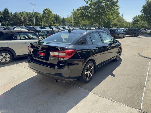 Used 2022 Subaru Impreza 2.0i Premium AWD/4WD image 4
