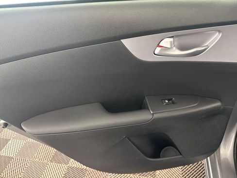 Used 2024 Kia Forte LXS image 23