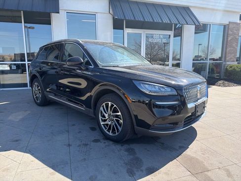 Used 2022 Lincoln Corsair AWD w/ Equipment Group 101A image 2