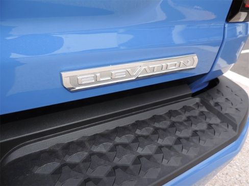 New 2025 GMC Canyon Elevation w/ Convenience Package image 13