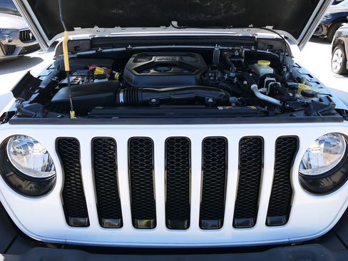 Used 2021 Jeep Wrangler Unlimited Sport AWD/4WD image 27