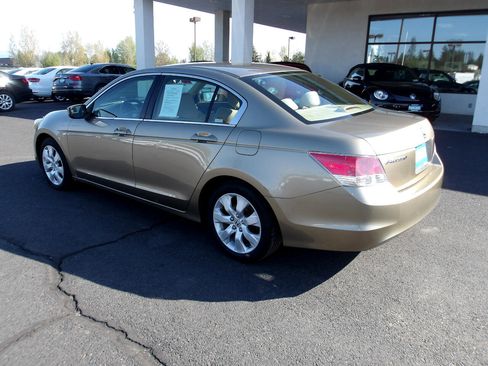 Used 2009 Honda Accord EX image 3