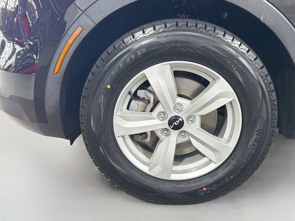 Used 2023 Kia Sorento LX FWD image 31