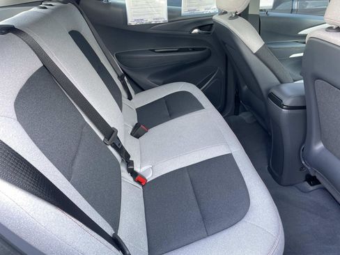 Used 2020 Chevrolet Bolt LT image 27