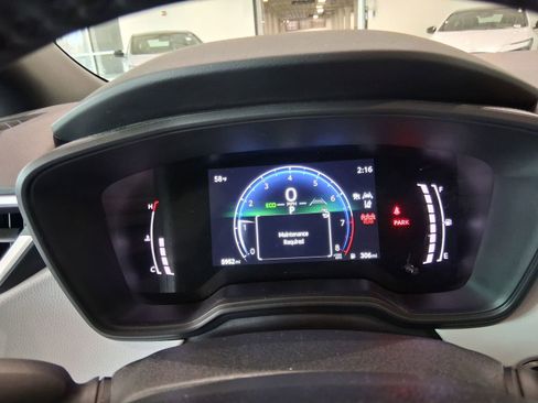 Used 2025 Toyota Corolla SE w/ SE Premium Package image 16