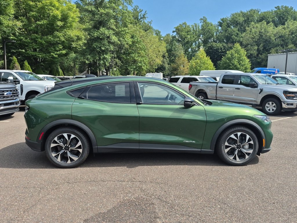 New 2026 Ford Mustang Mach-E Select w/ Comfort Package Lite AWD/4WD image 5