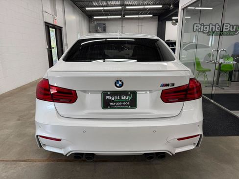 Used 2018 BMW M3 w/ Competition Package RWD image 5