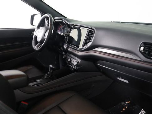 Used 2025 Dodge Durango GT AWD/4WD image 33