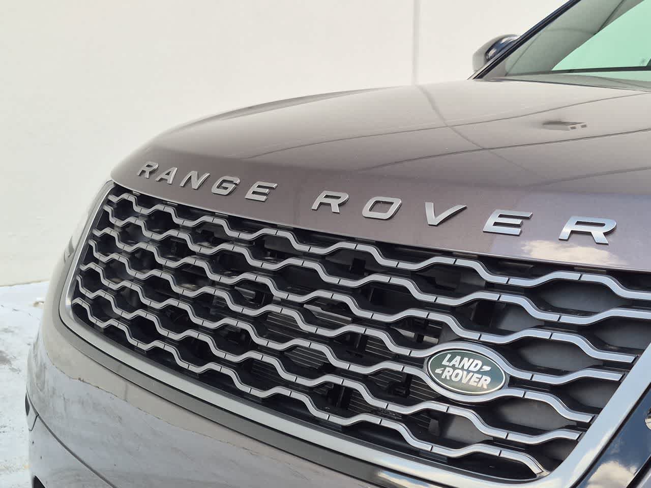 Certified 2023 Land Rover Range Rover Velar R-Dynamic S AWD/4WD image 12