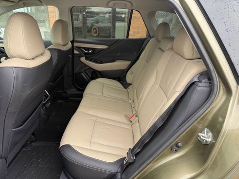 Used 2020 Subaru Outback Limited image 19