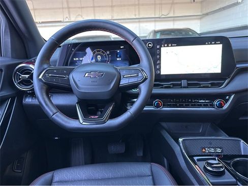 Used 2025 Chevrolet Equinox RS w/ Safety and Technology Package image 14