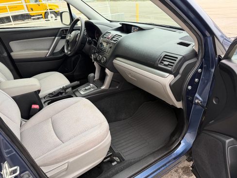 Used 2014 Subaru Forester 2.5i Premium w/ All-Weather Package image 18