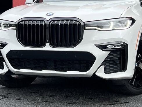 Used 2021 BMW X7 xDrive40i w/ M Sport Package image 7