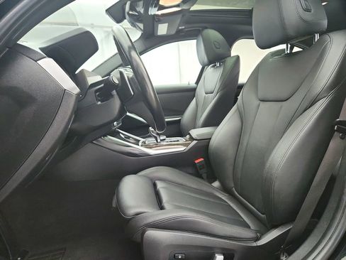Used 2019 BMW 330i xDrive Sedan w/ Convenience Package AWD/4WD image 11