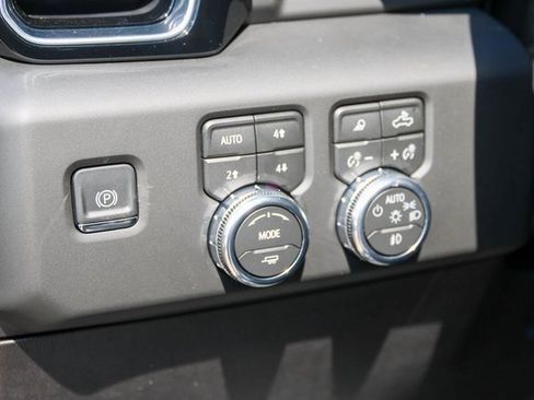 New 2026 GMC Sierra 3500 Denali w/ Technology Package image 12