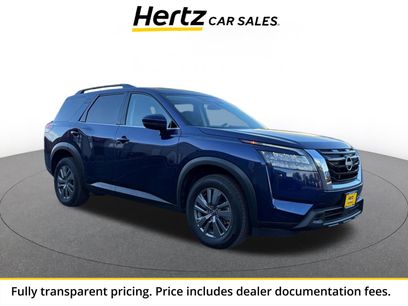 Used 2025 Nissan Pathfinder SV