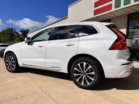 Used 2023 Volvo XC60 B5 Plus AWD/4WD image 3