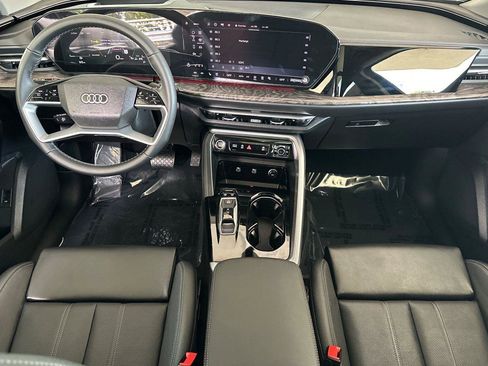 New 2025 Audi Q5 Premium Plus image 12