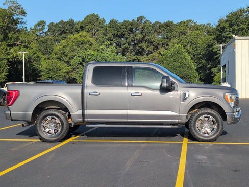 Used 2021 Ford F150 XLT w/ Equipment Group 302A High AWD/4WD image 8