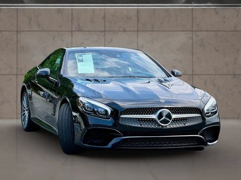 Used 2020 Mercedes-Benz SL 550 image 5