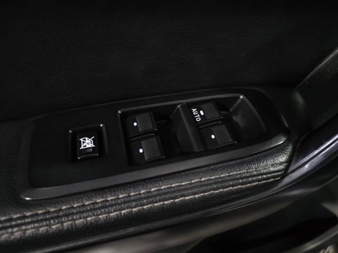 Used 2022 Ford Ranger Lariat w/ Tremor Off-Road Package image 32