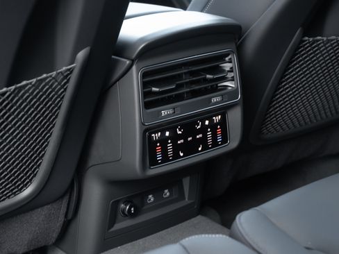 New 2026 Audi Q7 3.0T Premium Plus AWD/4WD image 27