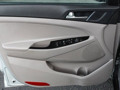 Used 2019 Hyundai Tucson SE image 21