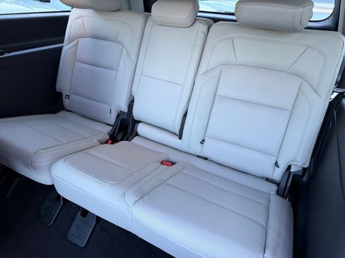 New 2026 Lincoln Navigator L Reserve AWD/4WD image 19