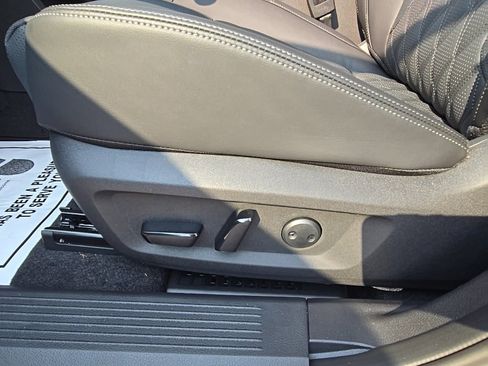 New 2026 Nissan Rogue Platinum w/ Platinum Premium Package image 10