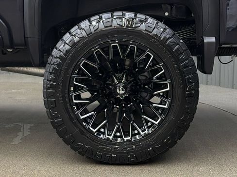 Used 2026 GMC Sierra 3500 Denali w/ Denali Reserve Package AWD/4WD image 12