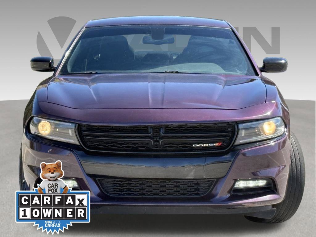 Used 2022 Dodge Charger SXT w/ Blacktop Package AWD/4WD image 2