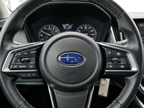 Used 2025 Subaru Outback Premium AWD/4WD image 25