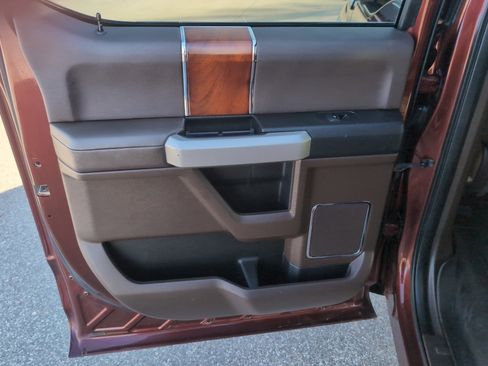 Used 2015 Ford F150 King Ranch w/ Equipment Group 601A Luxury image 18