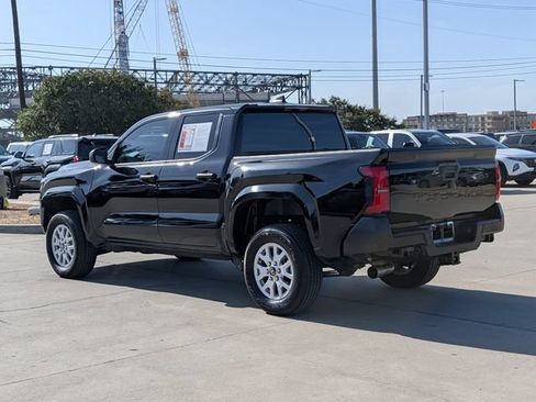 Certified 2025 Toyota Tacoma SR RWD image 9