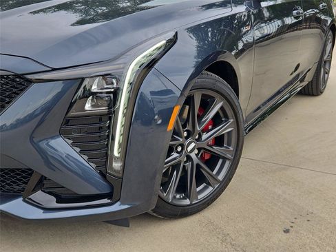 New 2026 Cadillac CT5 V w/ Technology Package RWD image 7